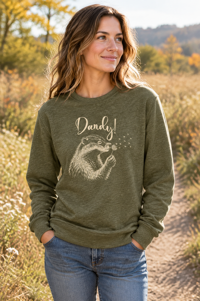 Dandy crewneck on a sunny walking trail